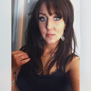 Meet your Posher, Corinne